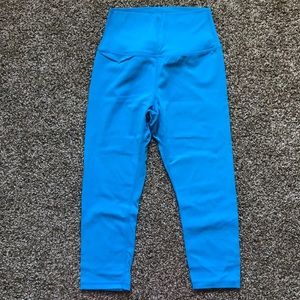Buffbunny crop leggings, small, EUC